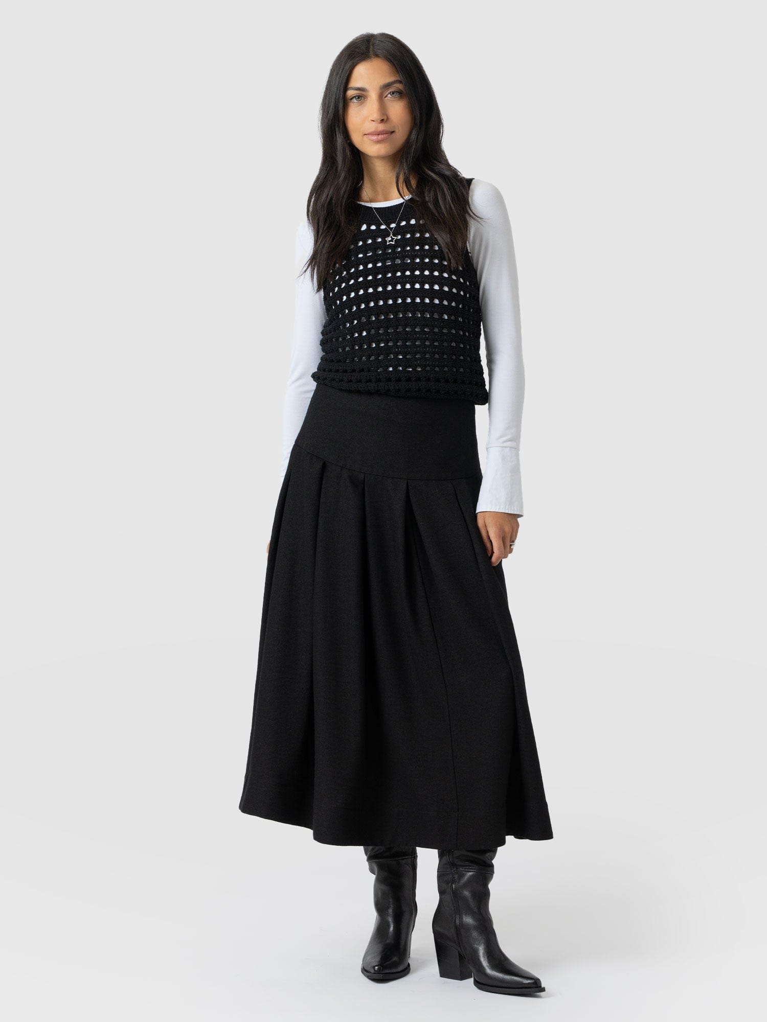 Everly Pleated Skirt - Black